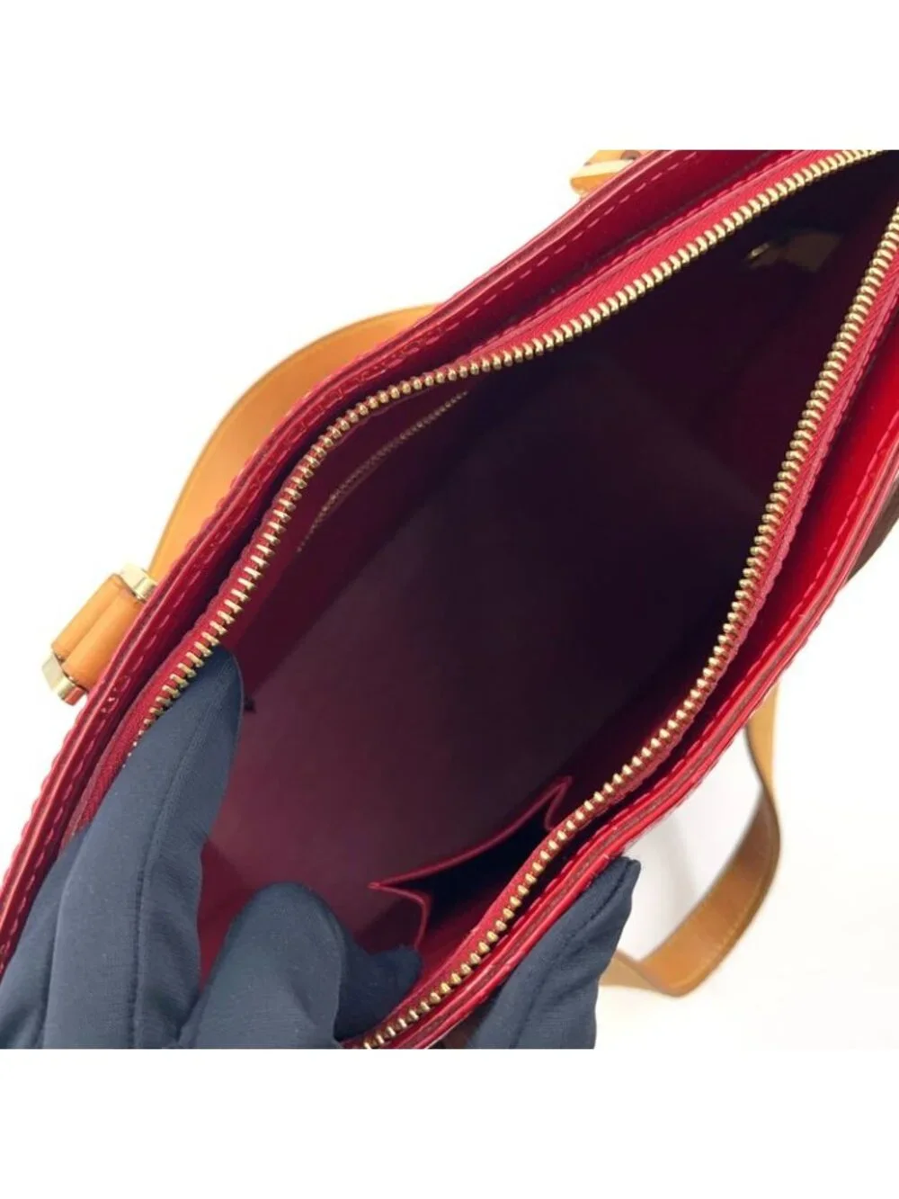 Louis Vuitton Houston Monogram Vernis Pomme D'amour Enamel Leather Red Tote Gold - Picture 3 of 14